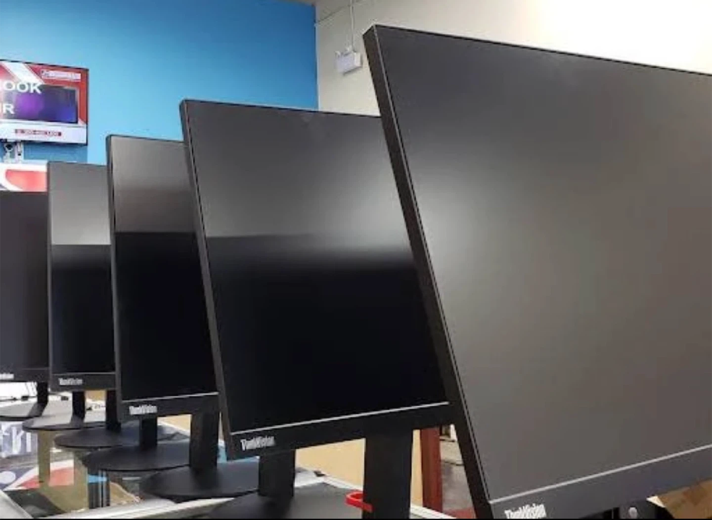 Lenovo ThinkVision Monitor