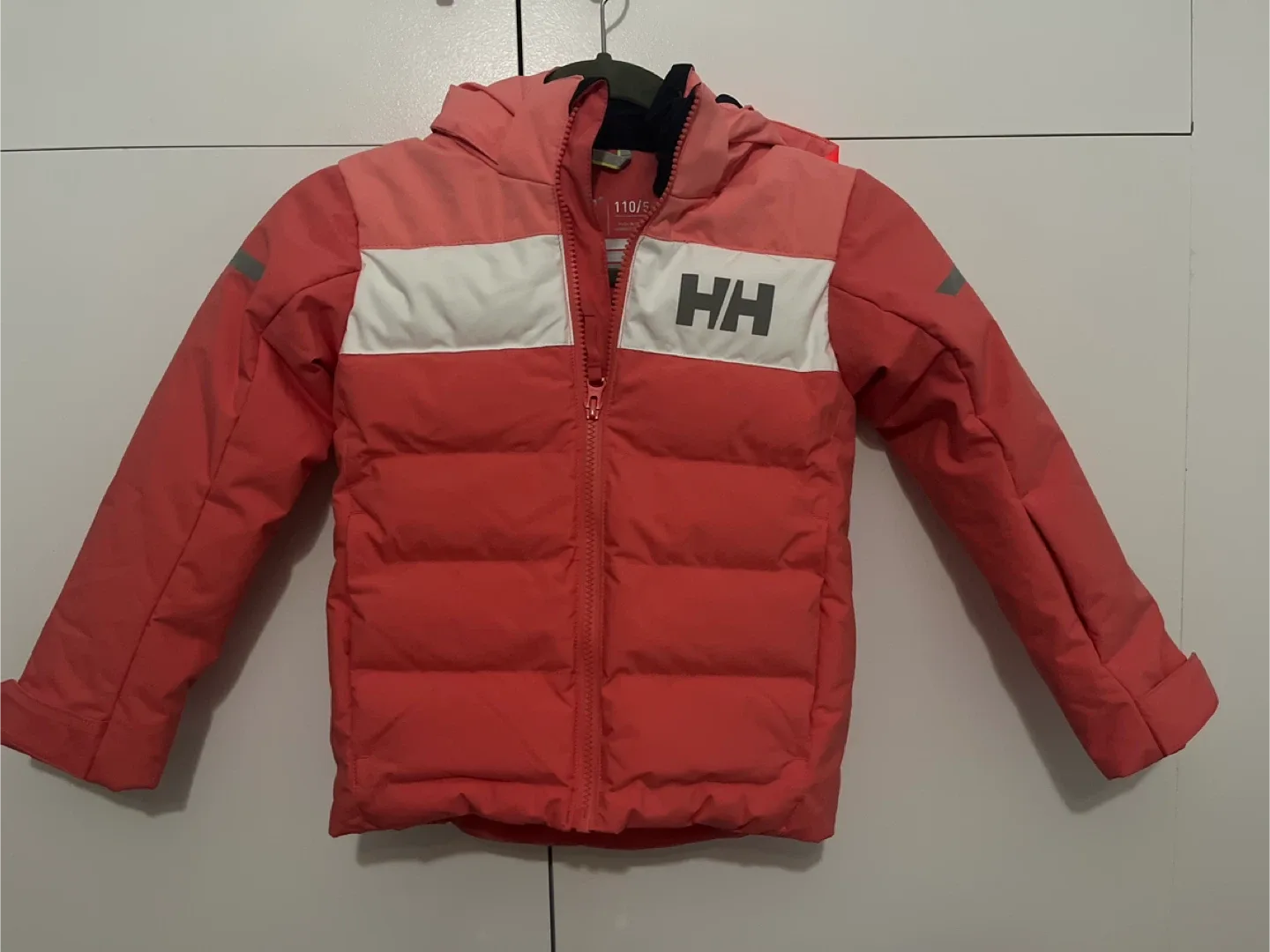 BRAND NEW CORAL Helly Hansen Kids Puffer Jacket - Size 110/5