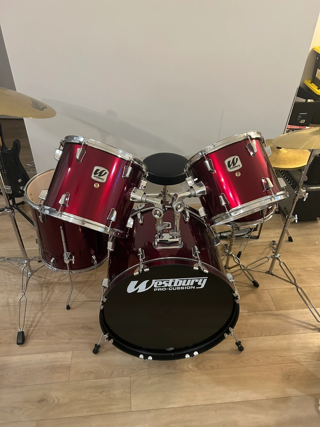 Westbury Pro-cussion Drum Set