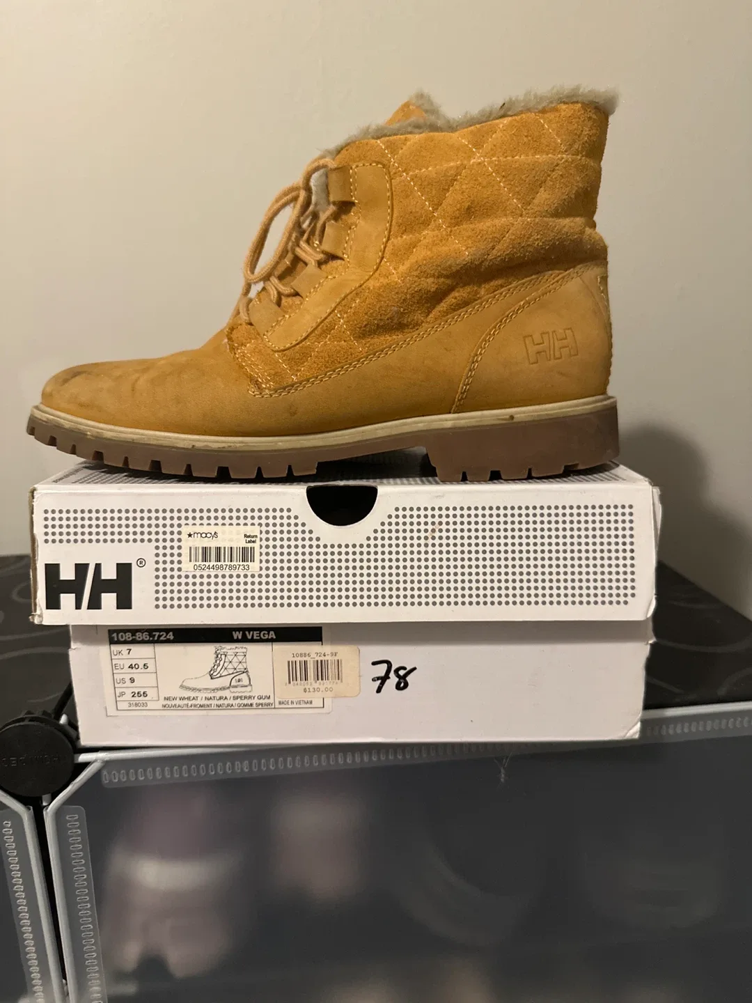 Helly Hansen W Vega Wheat Boots - US 9 image indicator(4)