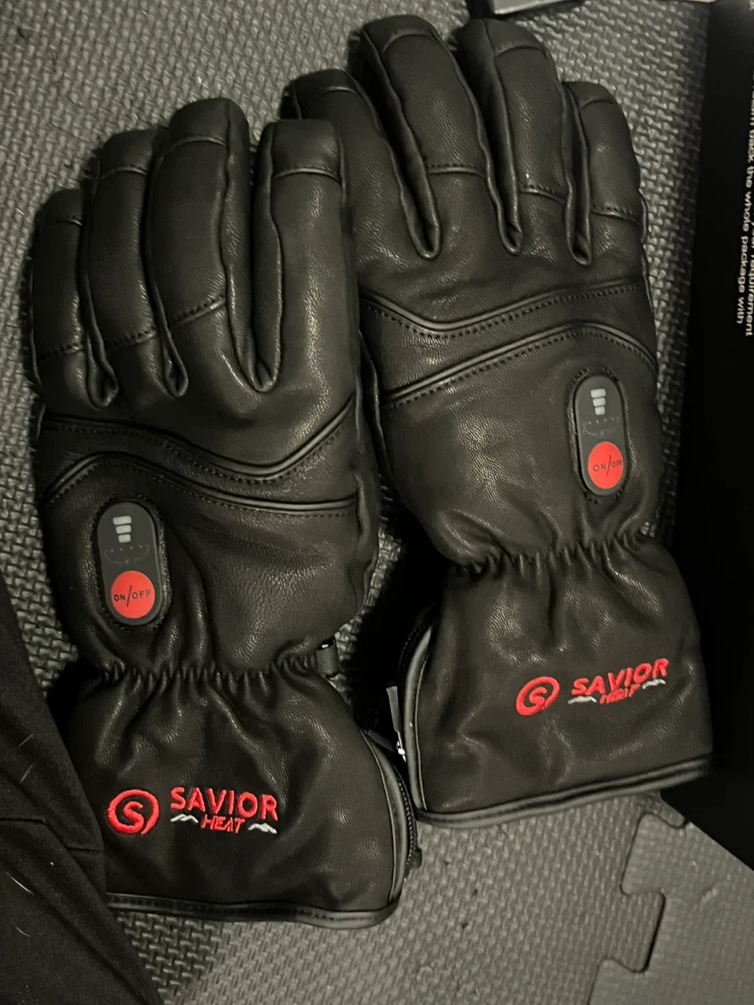 Savior Heat Heated Gloves, Size M/8 image indicator(2)
