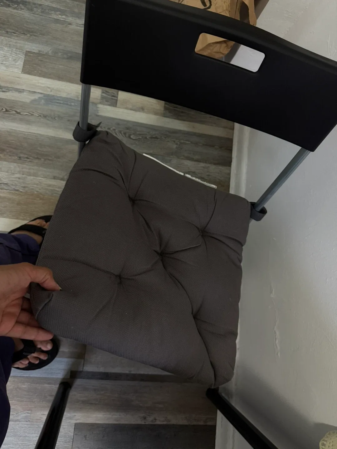 IKEA GUNNDE Folding chair, black image indicator(2)