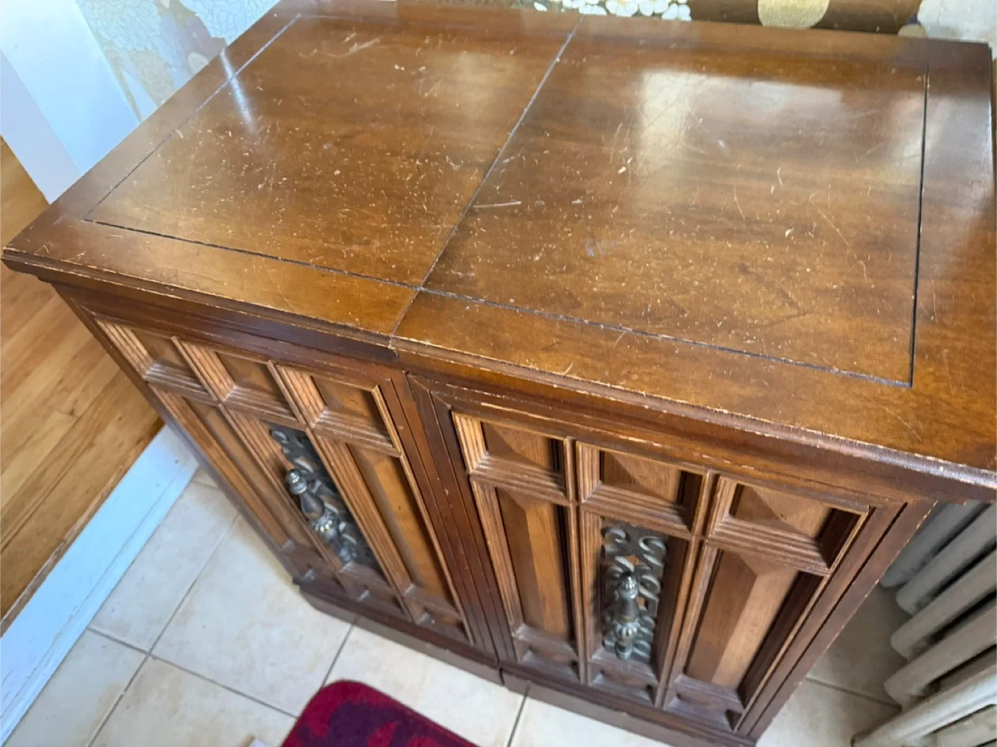 Vintage Singer Model 401A  With Hard Wood Table / Cabinet image indicator(8)