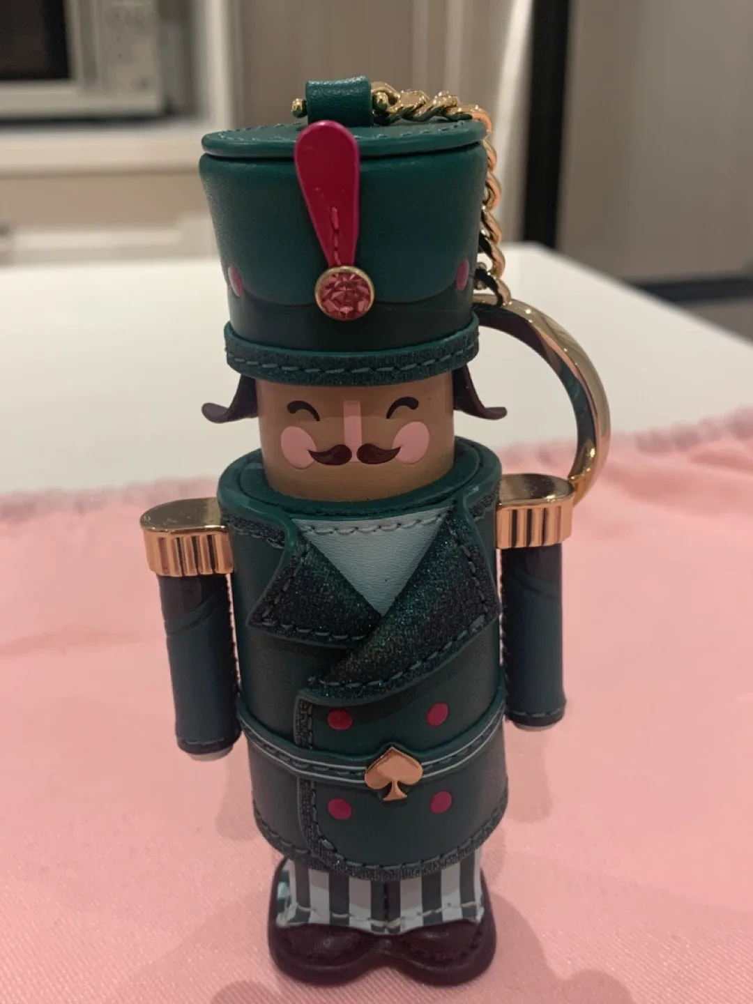 🎄New Kate Spade Nutcracker Keychain Bag Charm 🎄 image indicator(6)