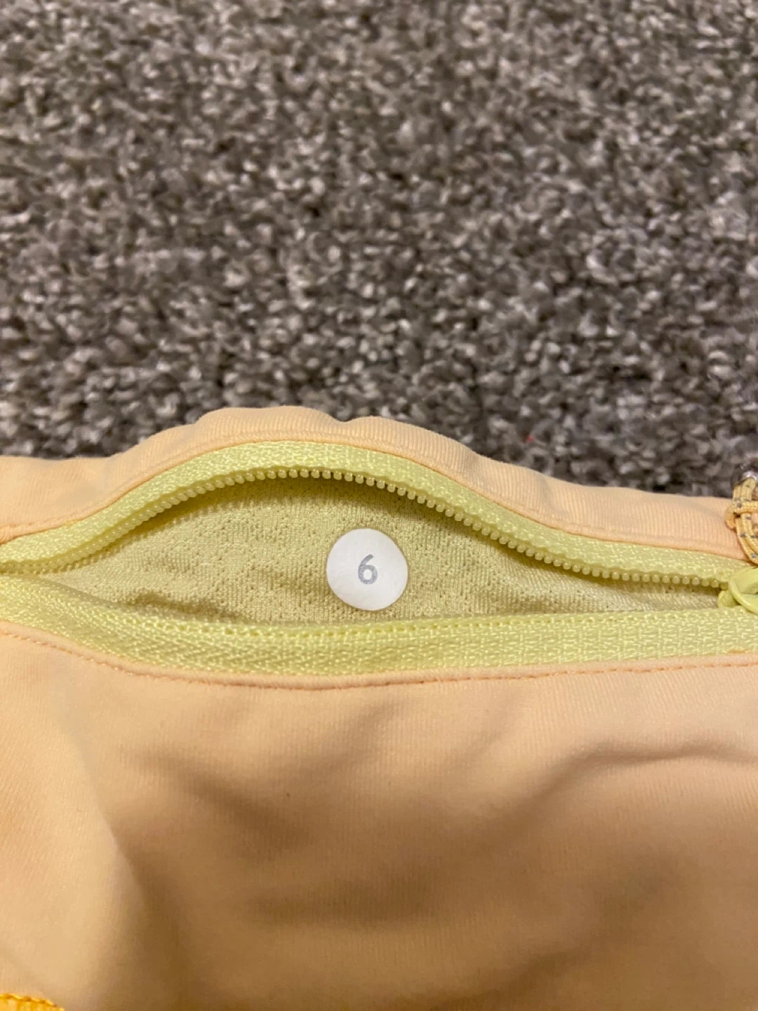 Lululemon Running Shorts - Size 6 - Yellow - photo 3