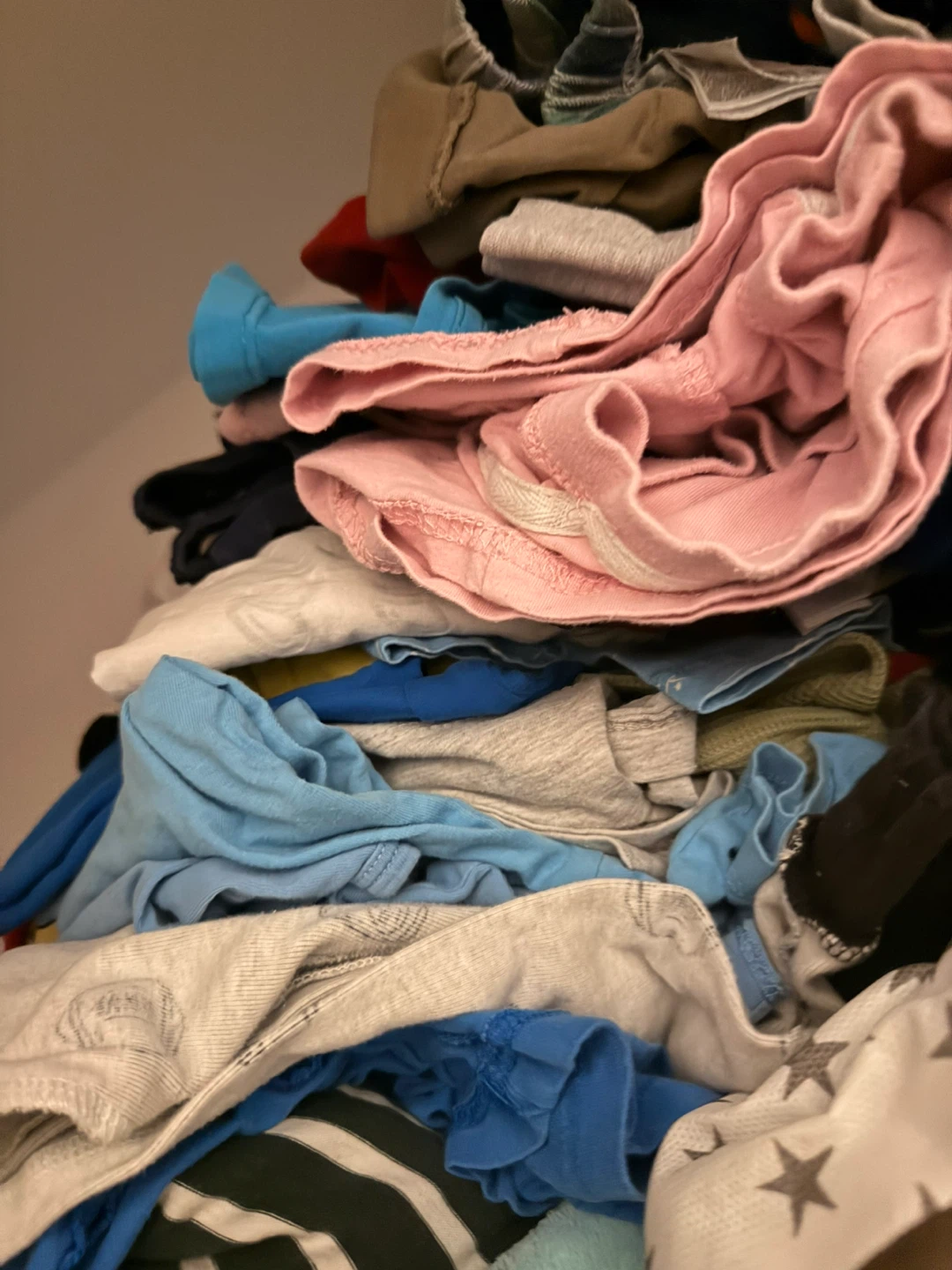 Mixed kids' clothing 8-10-12 years