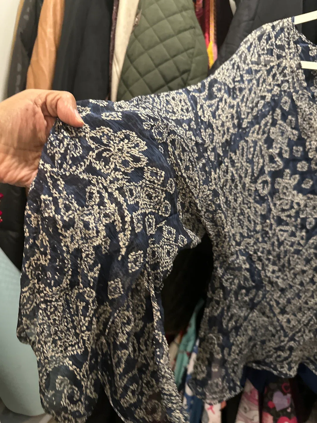 Lauren Ralph Lauren Blue Patterned Blouse - Size Large image indicator(3)