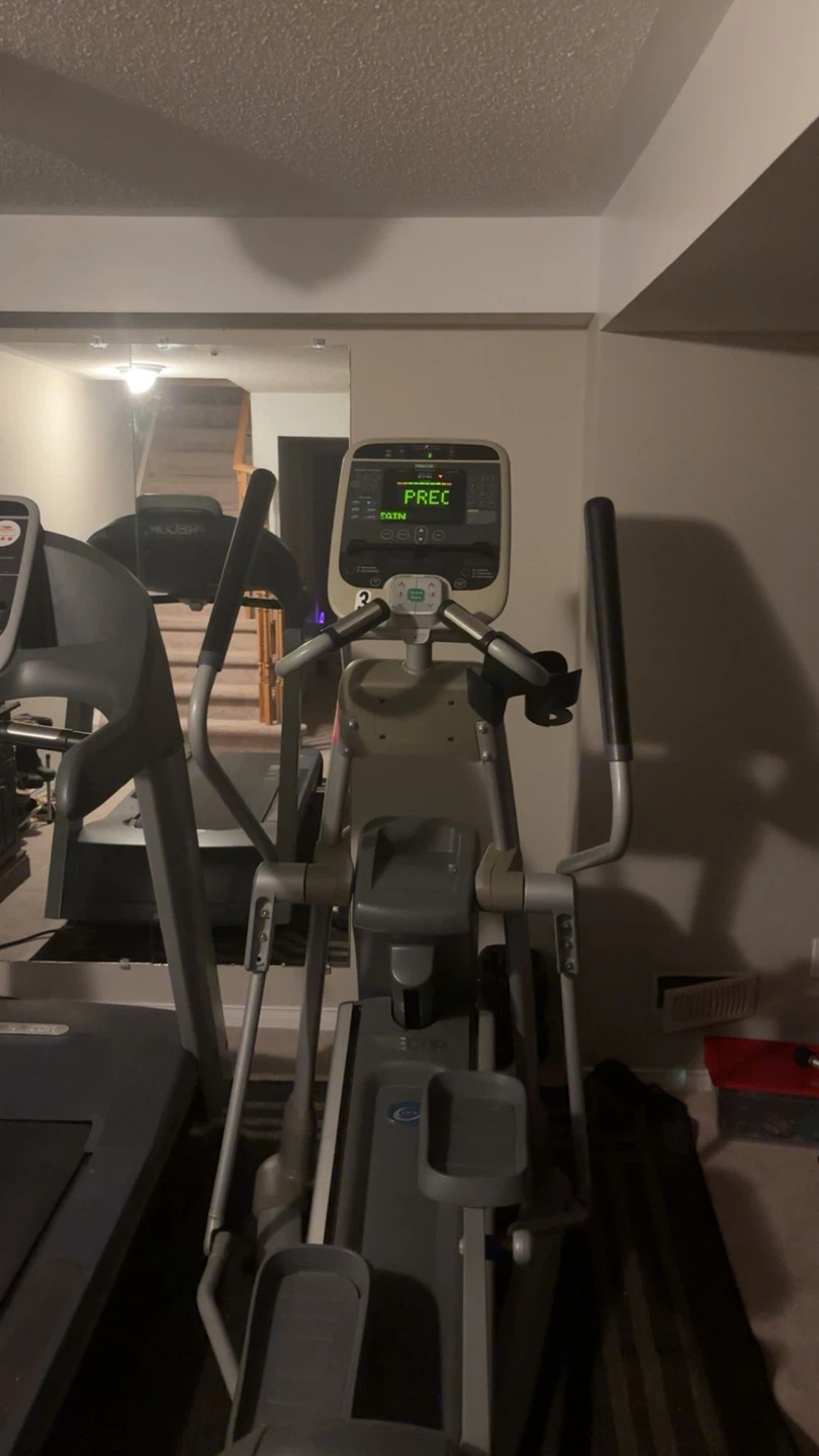 Precor EFX 576i Elliptical Fitness Crosstrainer - photo 2