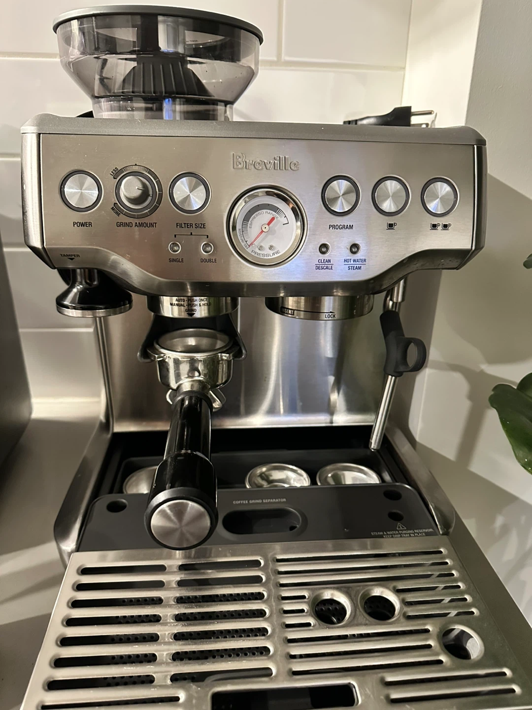 Breville Barista Express Espresso Machine - photo 3