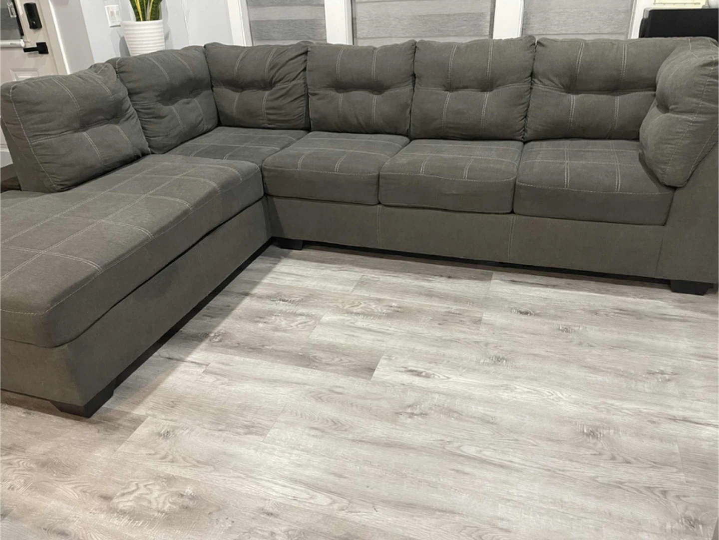 Sectional Sofa - photo 3