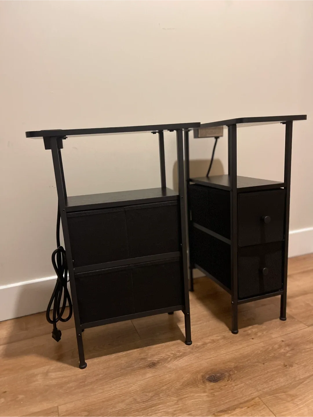 17 Stories Black End Table with Charging Station image indicator(3)