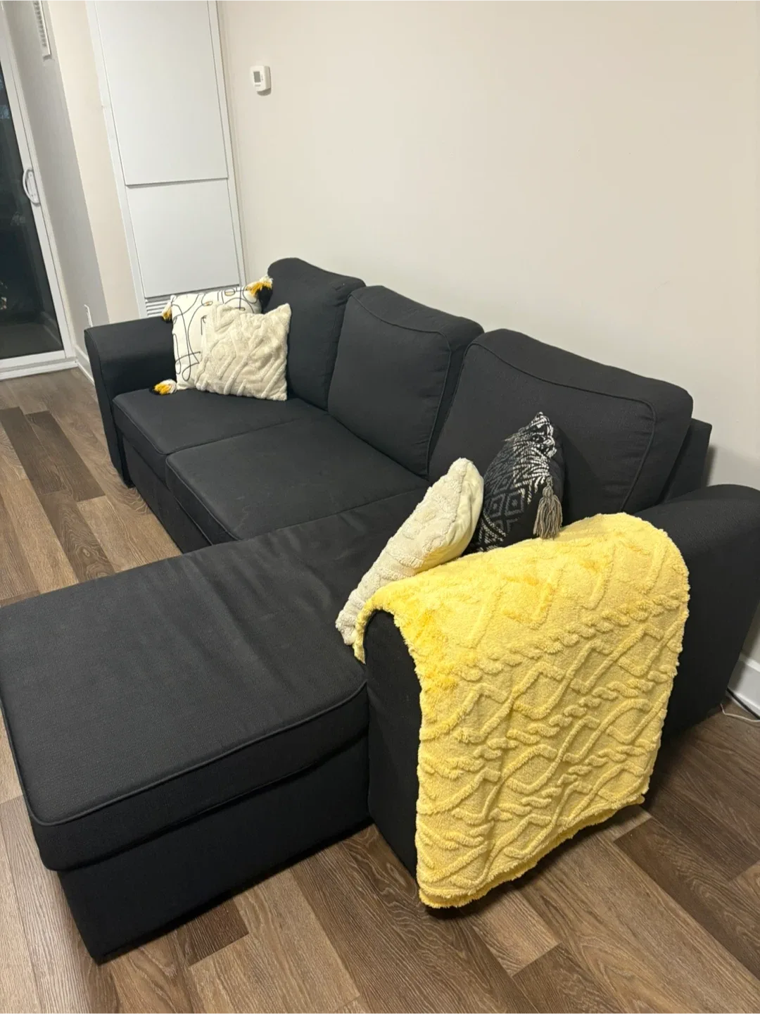 Black Sectional Sofa with Storage image indicator(3)