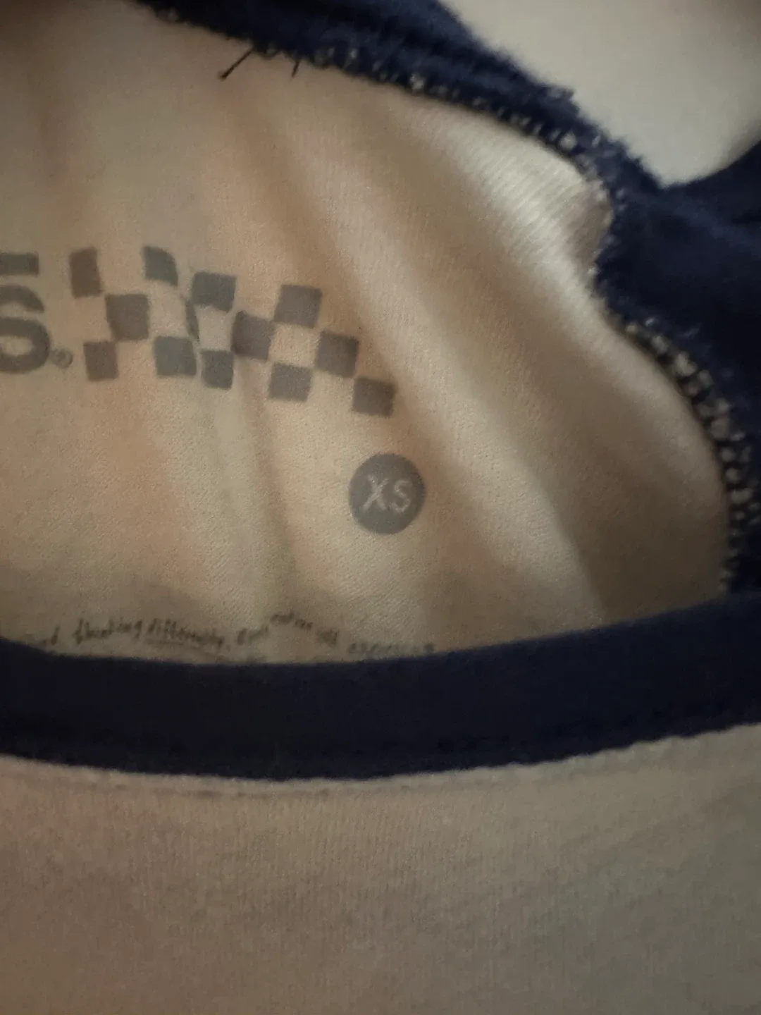 Vans Raglan Long Sleeve - Size XS🥕 image indicator(3)