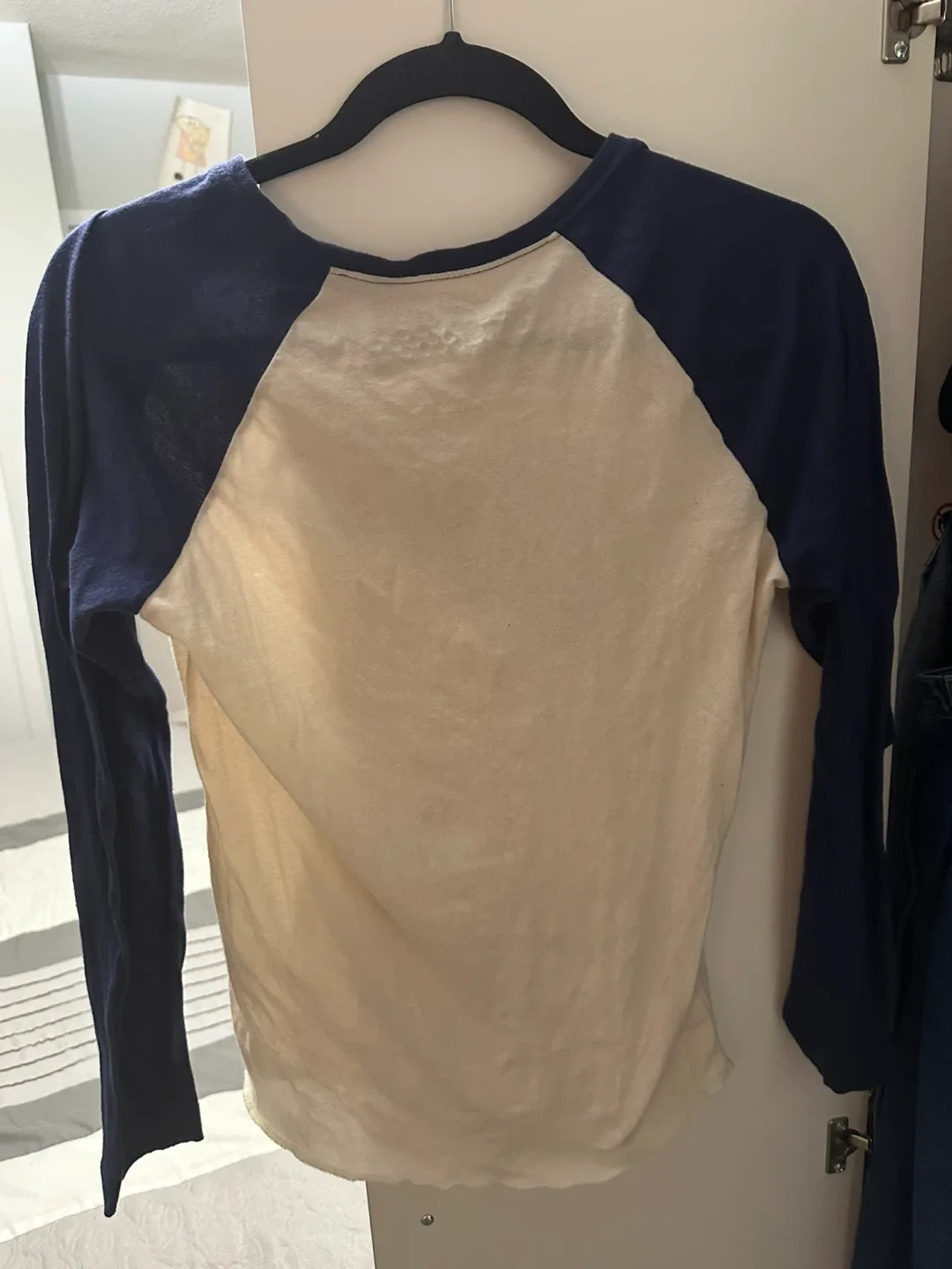 Vans Raglan Long Sleeve - Size XS🥕 image indicator(2)