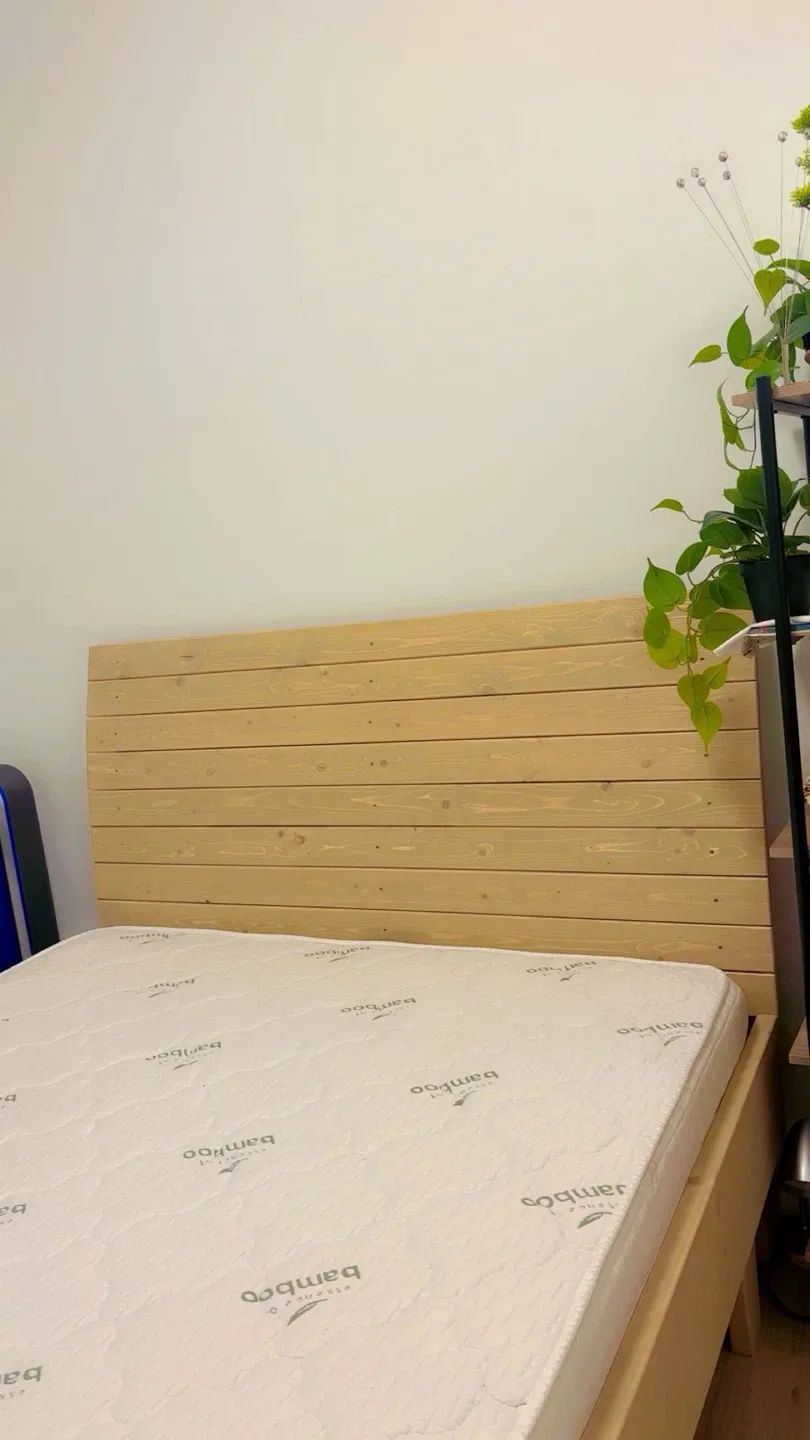 Brand new Double bed Wooden frame and  Bamboo Essence Mattress image indicator(2)