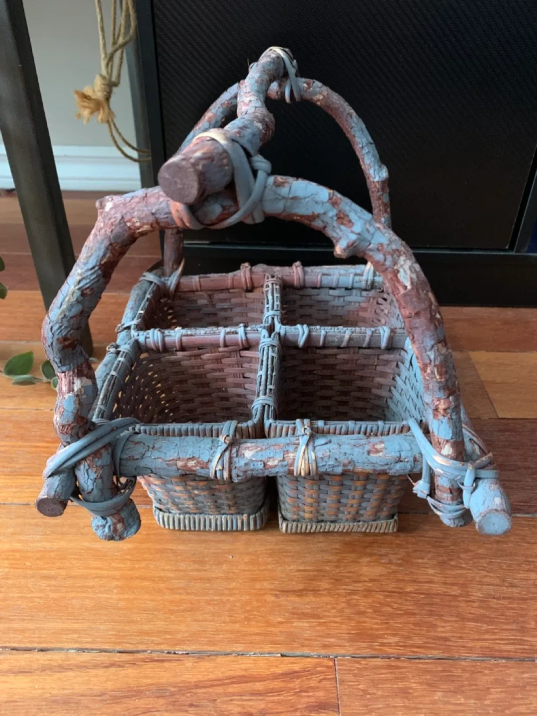 Rustic Wicker Basket 🥕 image indicator(2)