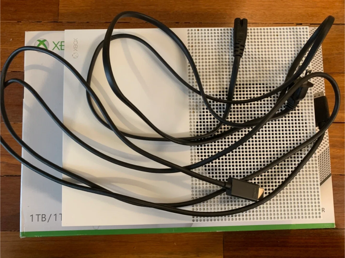 Xbox One S 1TB Console - White 🥕 for parts only image indicator(5)