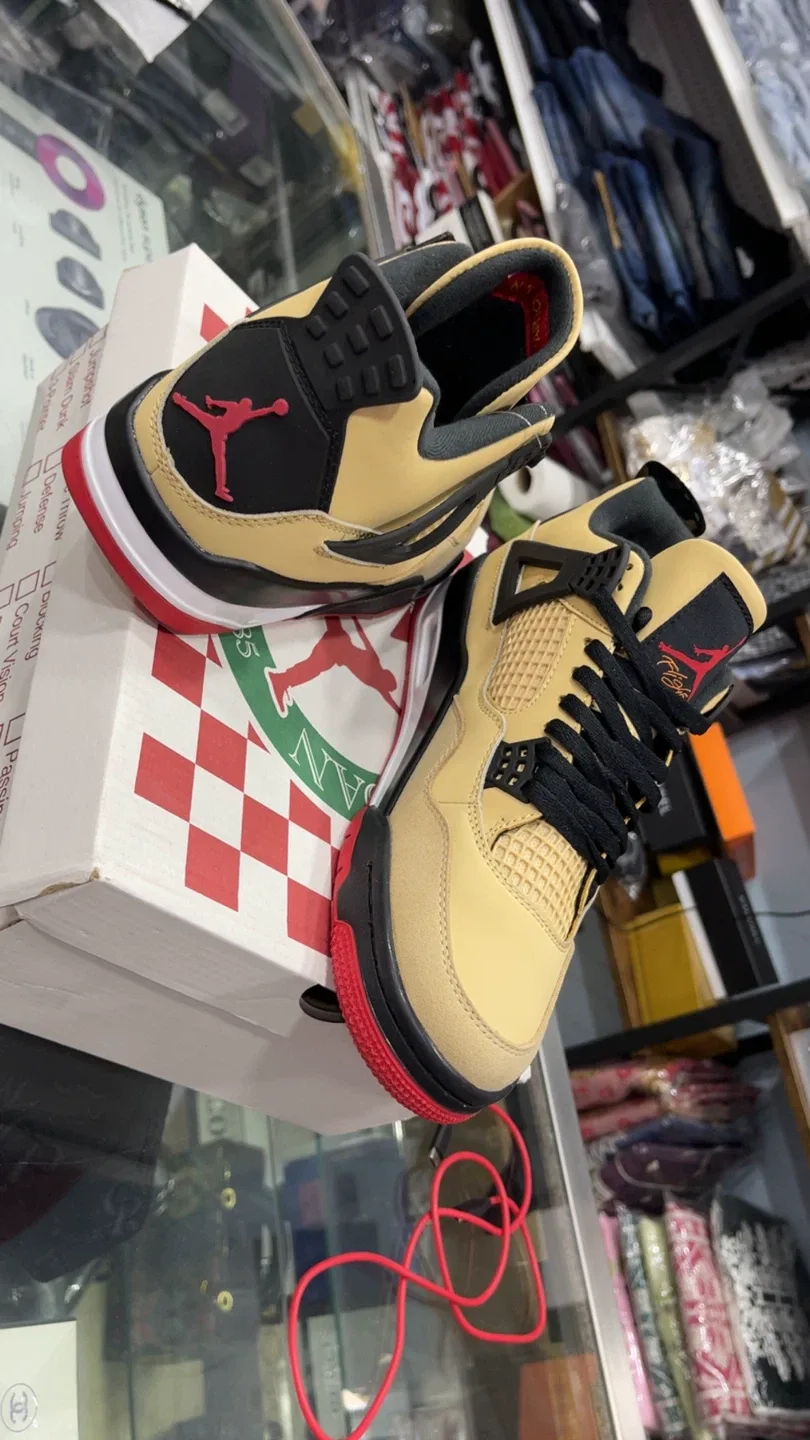 Jordan 4 Retro SE Craft Olive image indicator(6)