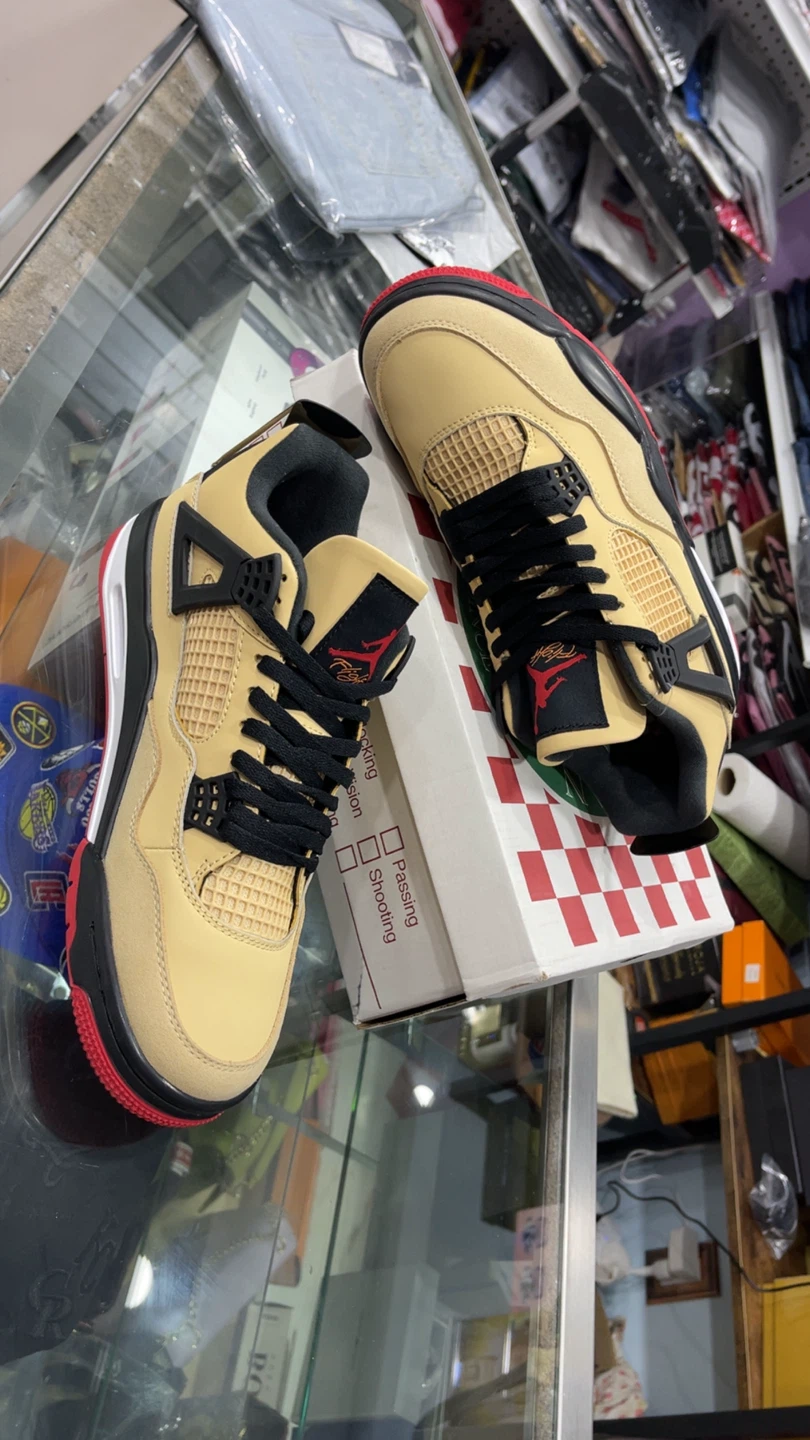 Jordan 4 Retro SE Craft Olive - photo 4