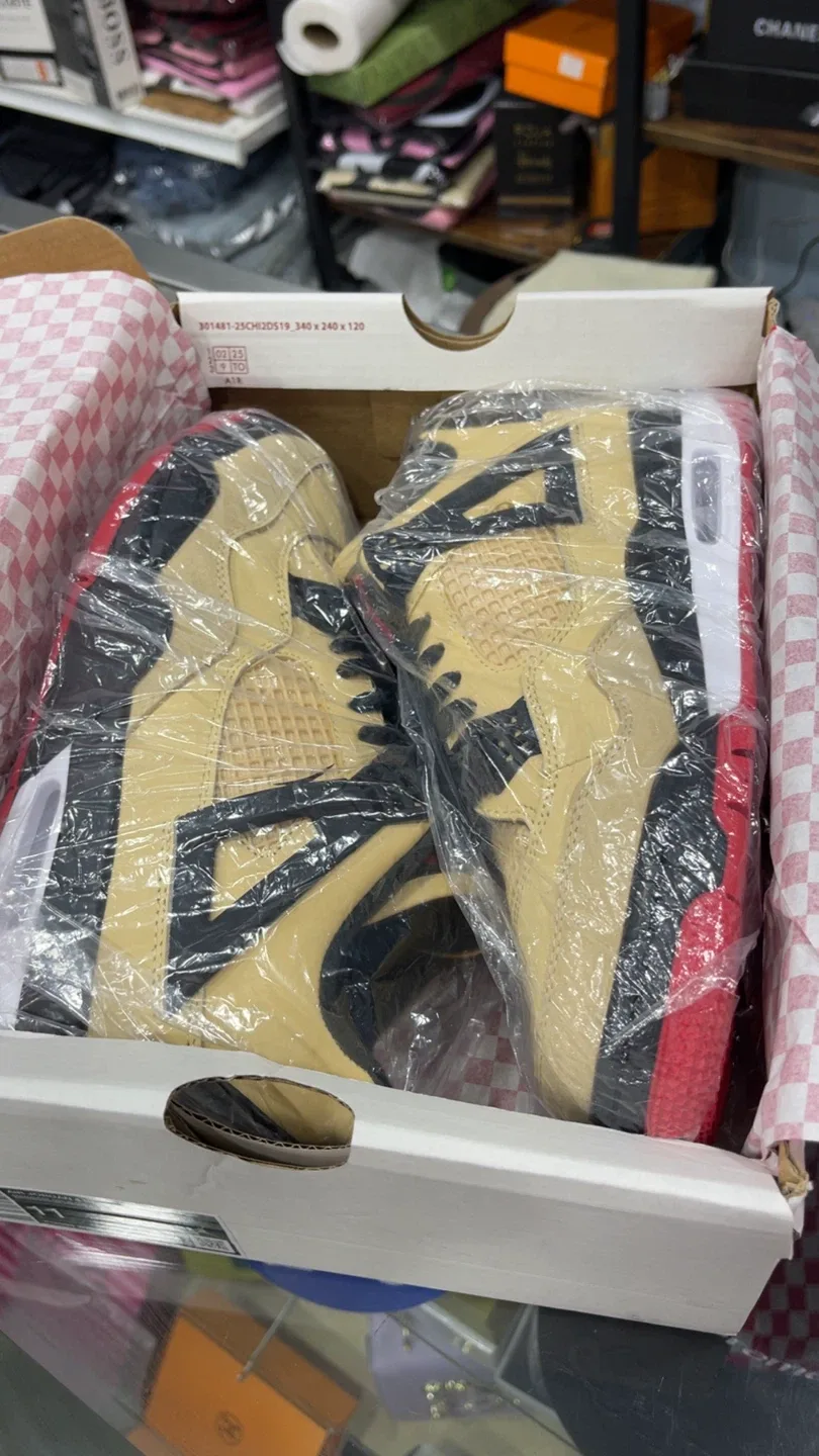 Jordan 4 Retro SE Craft Olive image indicator(9)