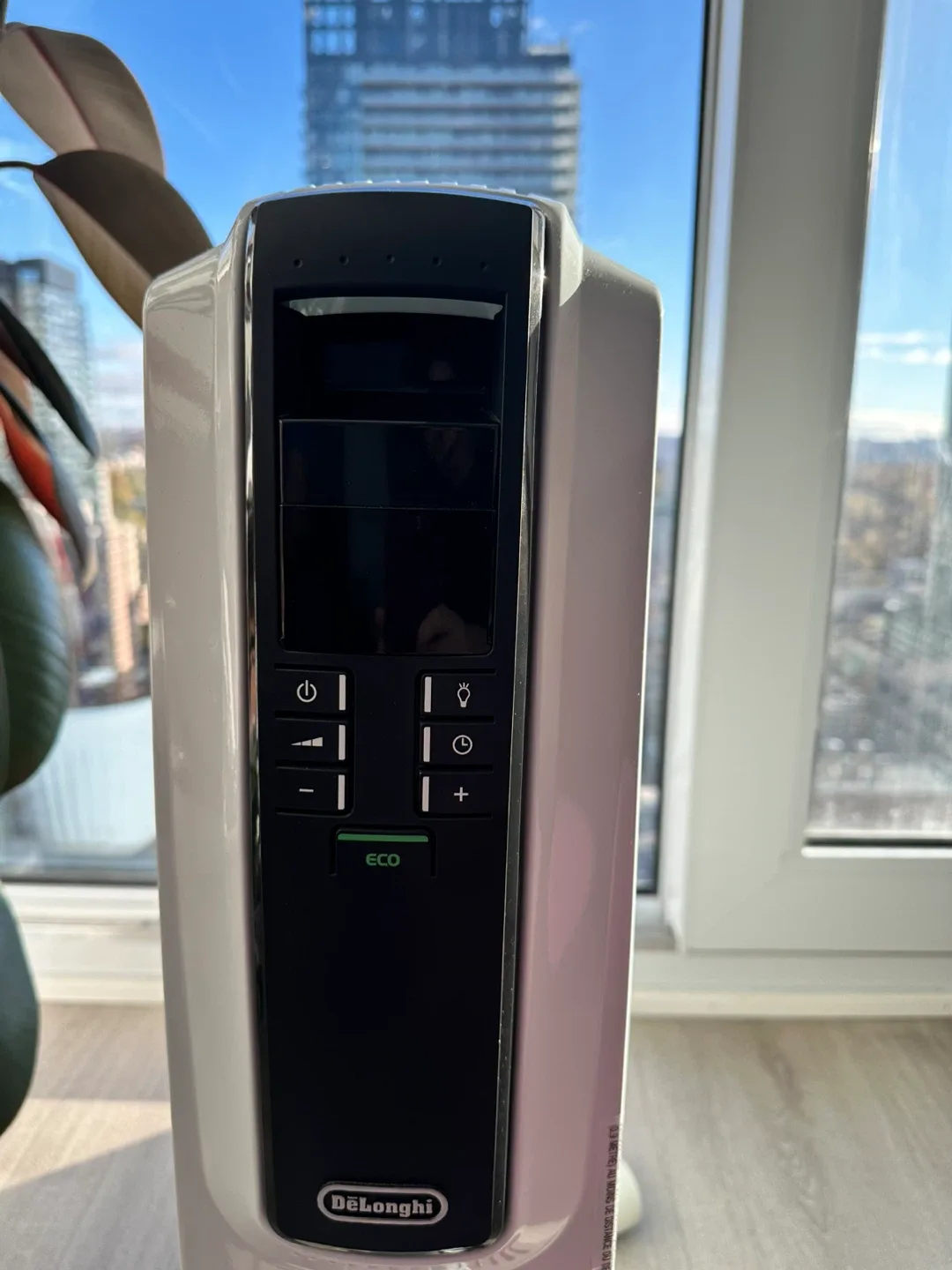 DeLonghi Electric Radiator Heater image indicator(4)