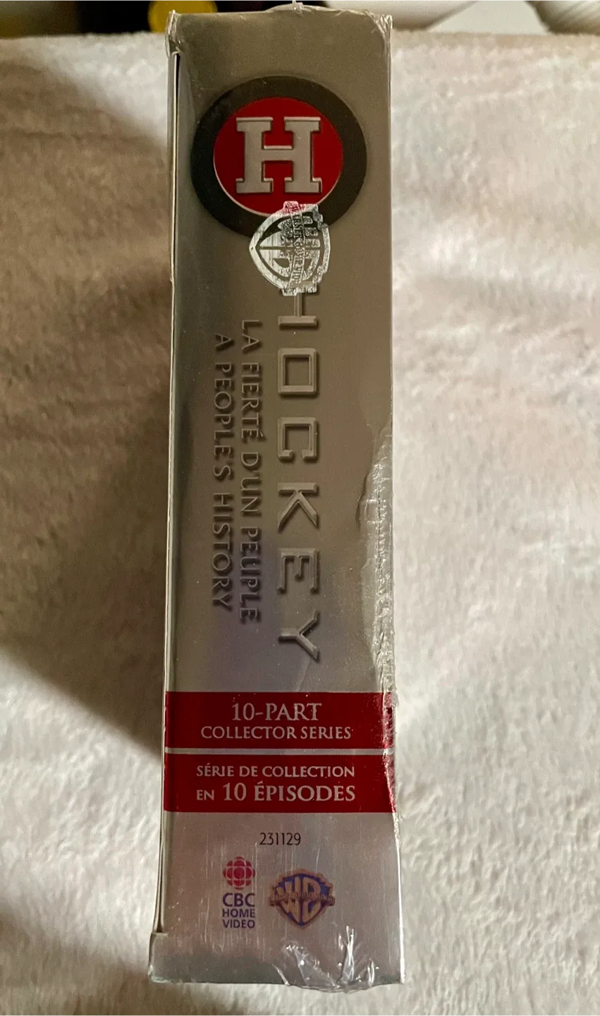 NEW: Hockey: A People's History 10-Part Collector Series image indicator(3)