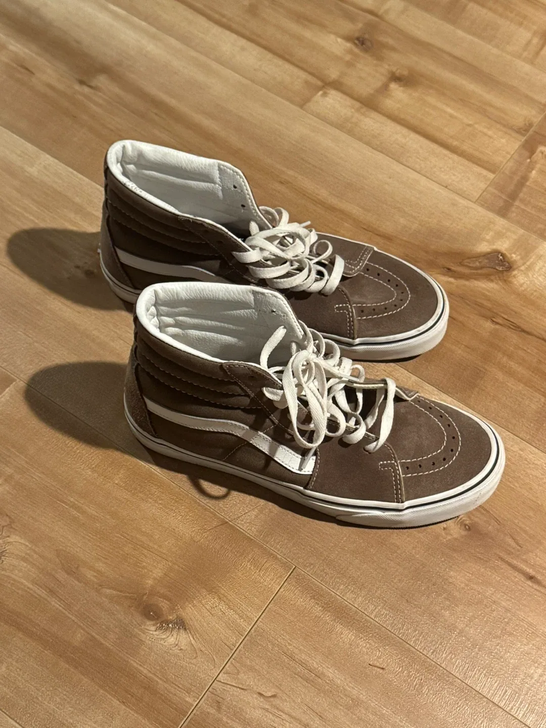 Vans Sk8-Hi Brown Suede Shoes image indicator(2)