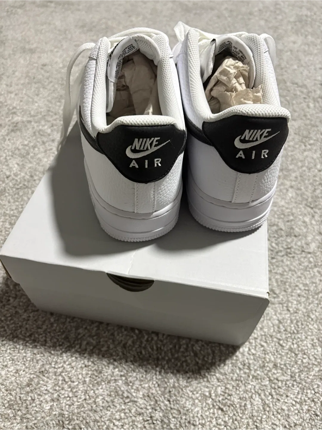 Nike Air Force 1 Size 11.5 (crease protectors) image indicator(3)