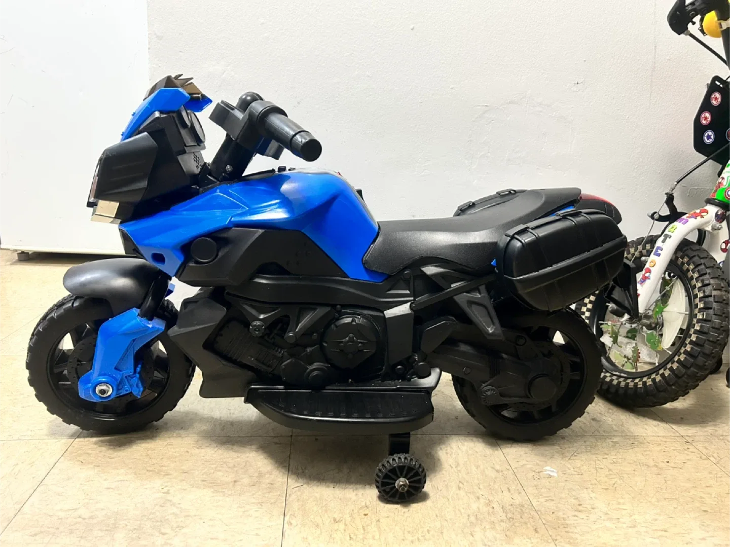 Aosom Kids Ride-On Motorcycle - Blue image indicator(7)