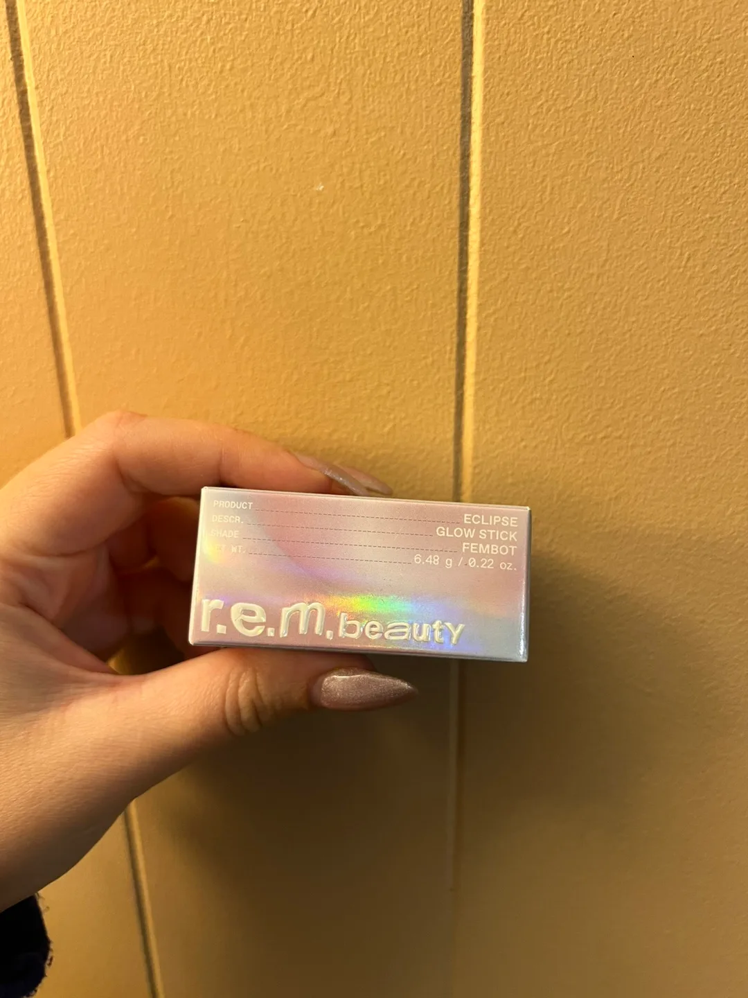 r.e.m. beauty Eclipse Glow Stick - Fembot image indicator(8)