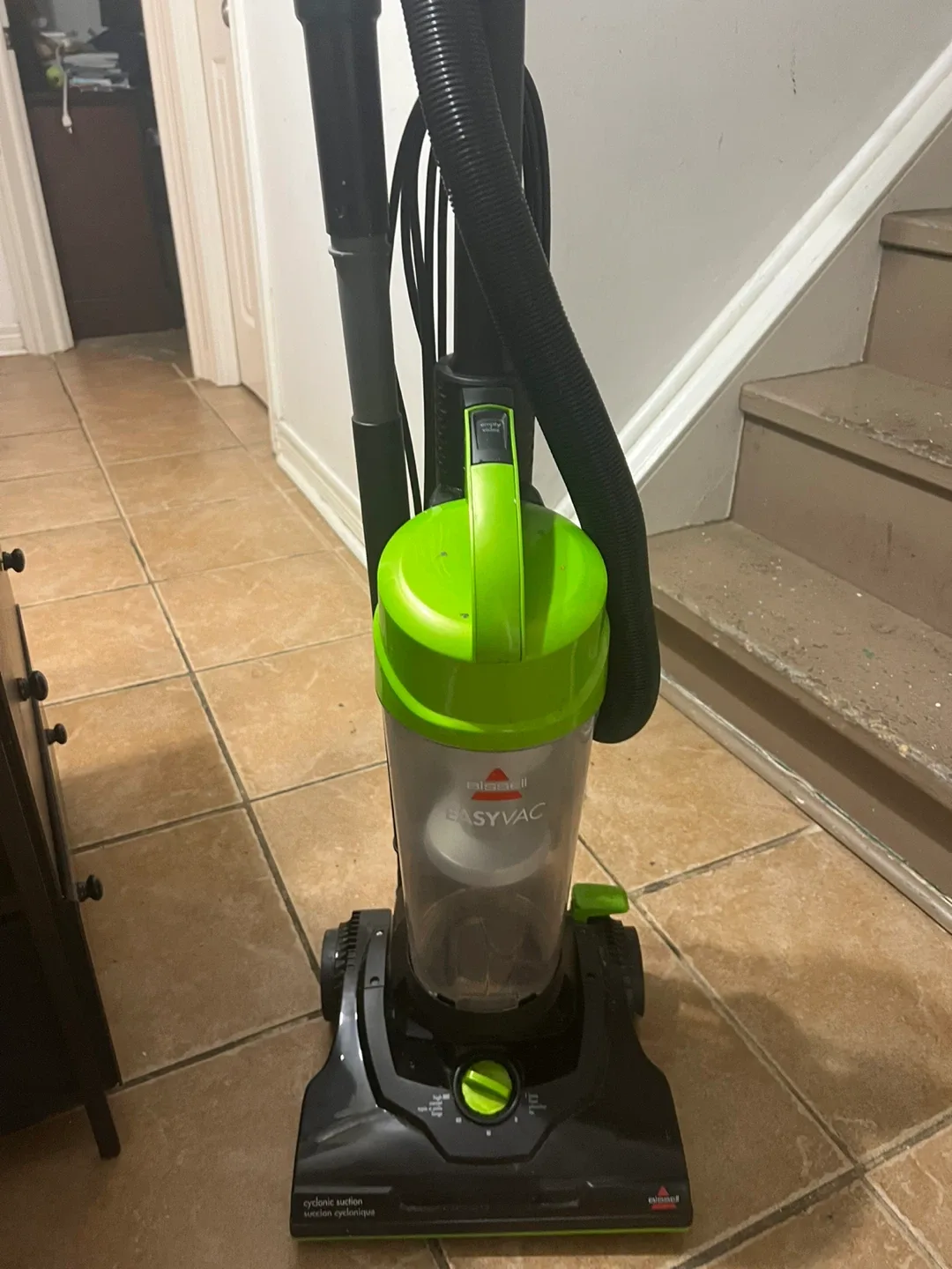 Bissell Powergroom Easy Vac Cyclonic Upright Vacuum image indicator(5)