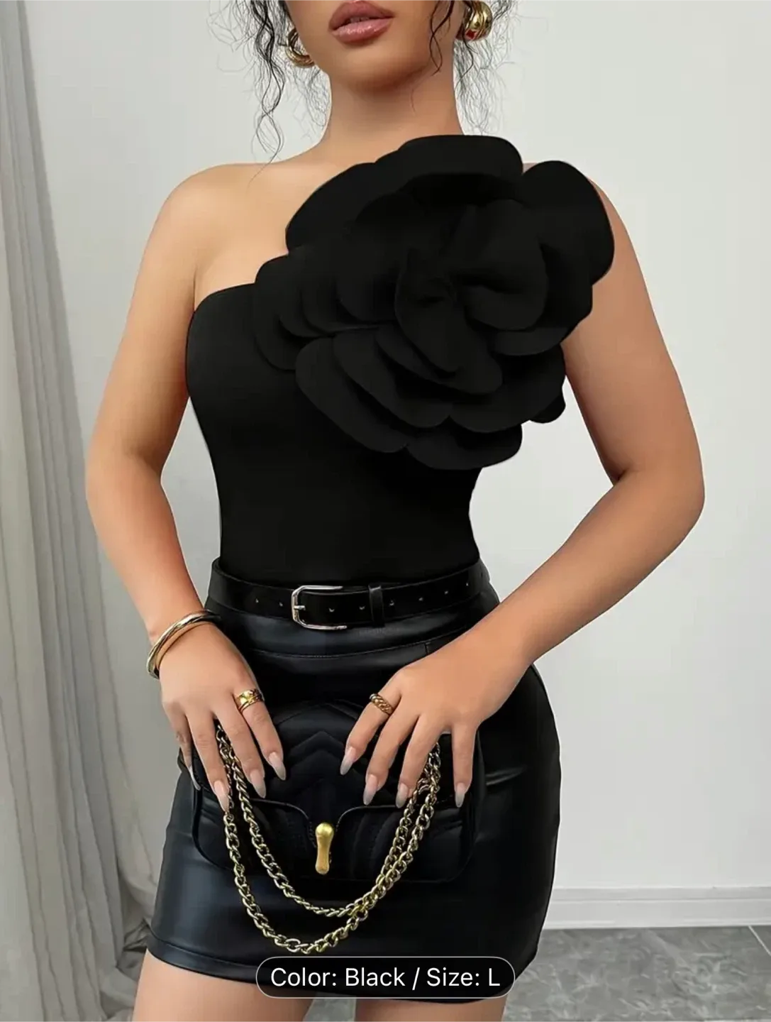 Black One-Shoulder Top - Size m/ L/xl image indicator(3)
