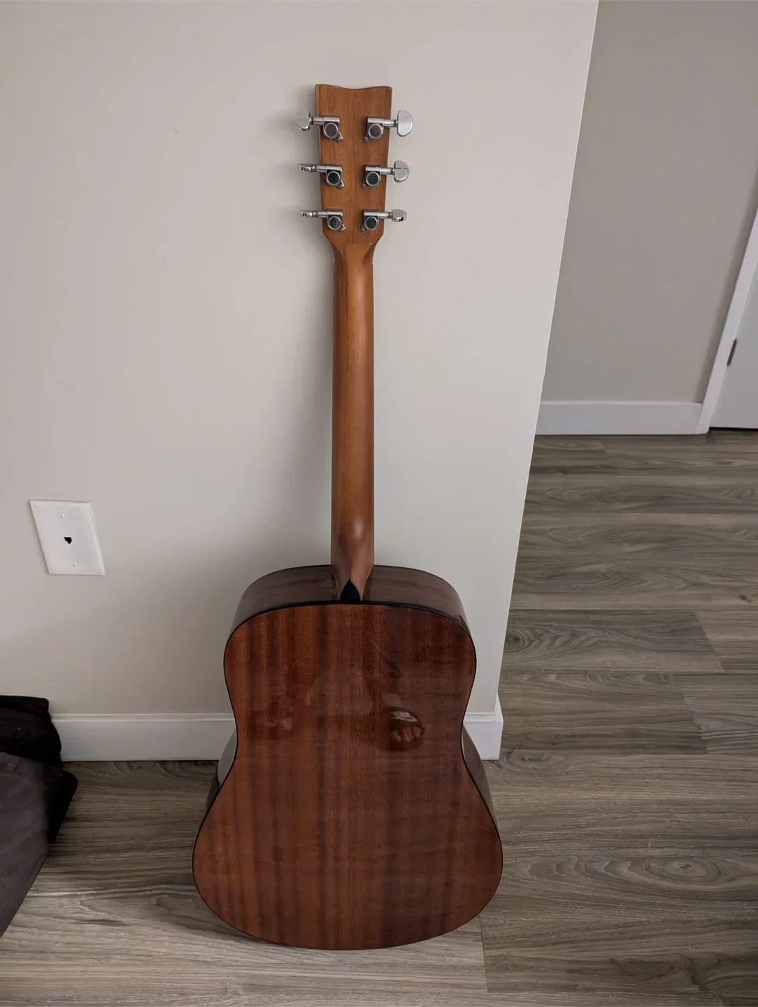 Yamaha Acoustic Guitar image indicator(2)