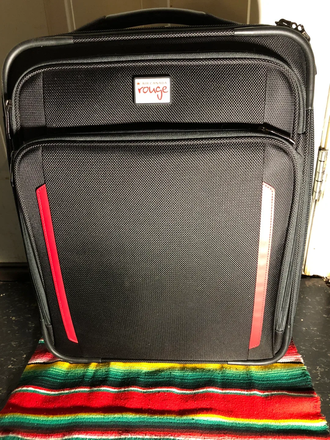 Samsonite Black carry on - Rouge image indicator(2)