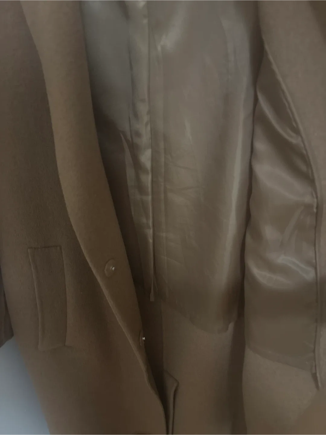 Hand Made Camel Coat image indicator(3)