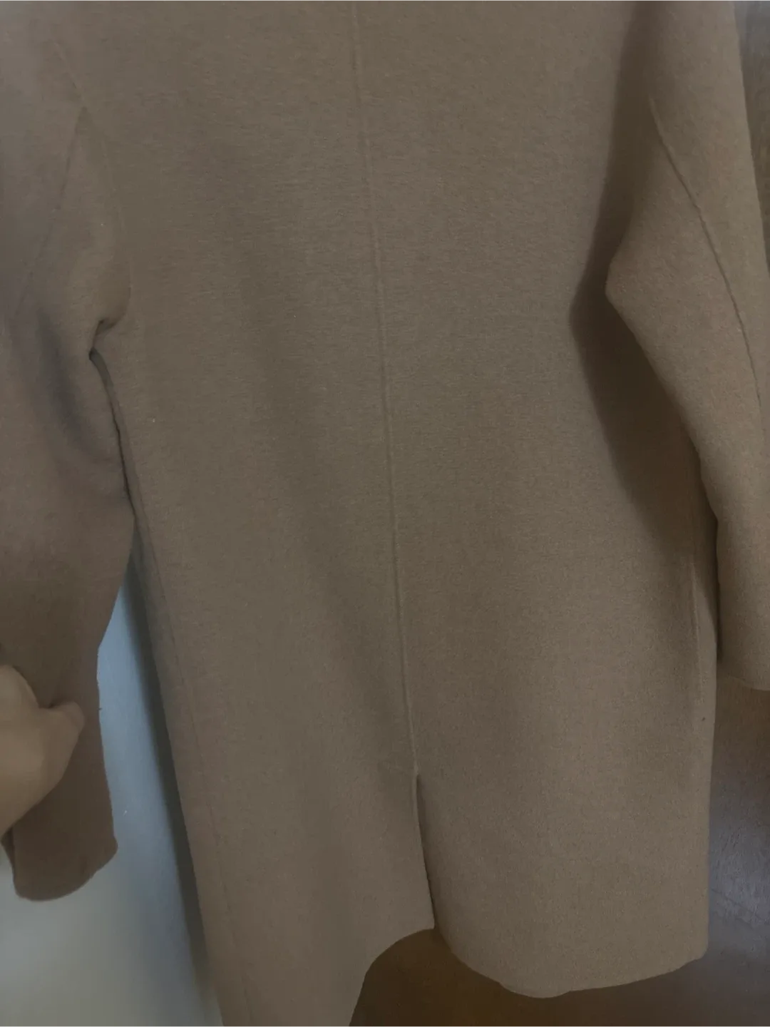 Hand Made Camel Coat image indicator(4)