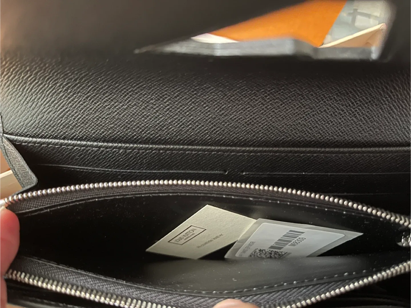 Louis Vuitton Epi Leather Twist Wallet ( Brand New) image indicator(6)