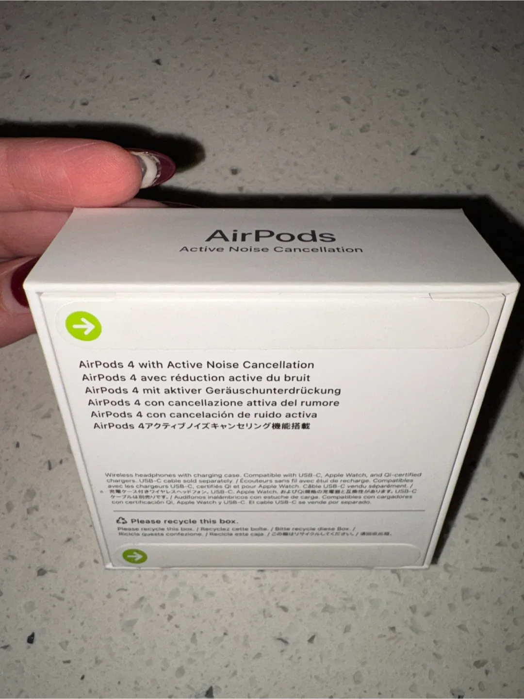 New Apple AirPods 4 (ANC) - Model MXP93AM/A image indicator(3)