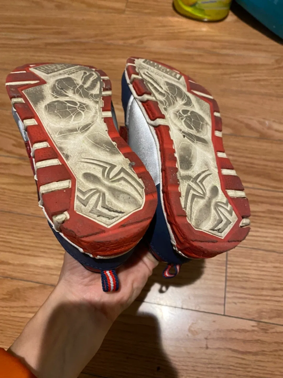 Lighting Up Spider-Man Kids' Shoes Size 10 image indicator(5)