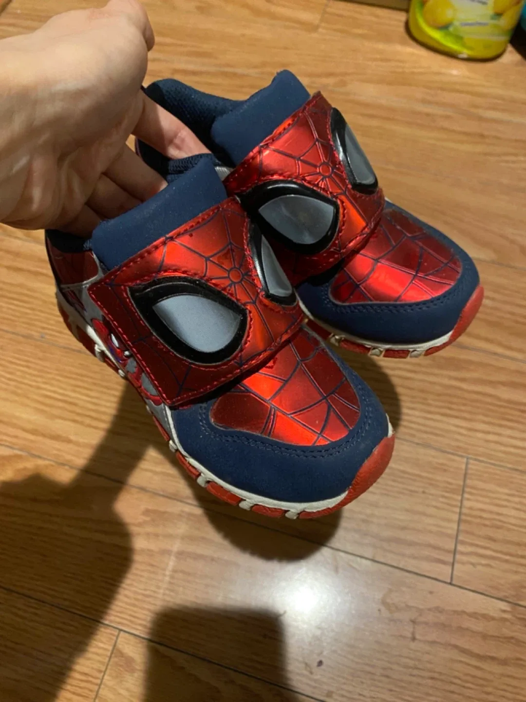 Lighting Up Spider-Man Kids' Shoes Size 10 thumbnail