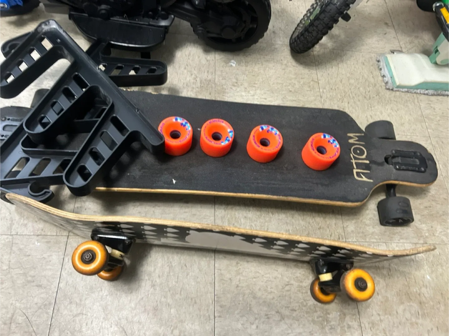 Atom & Woll Longboard Bundle image indicator(5)