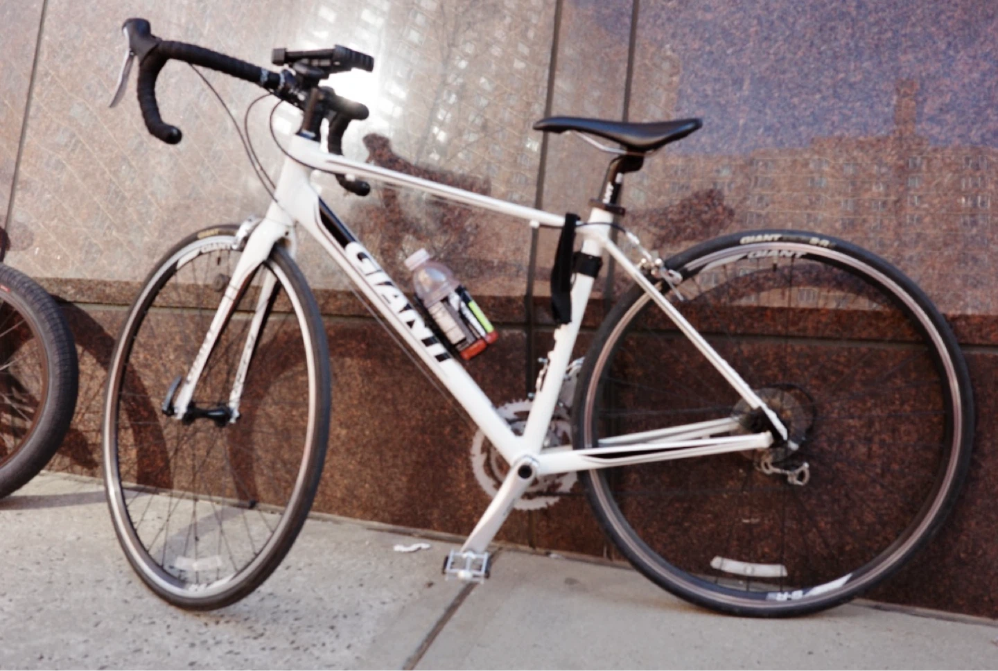 Giant Road Bike - White