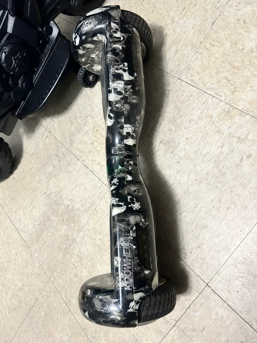 Skull Design Hoverboard image indicator(5)