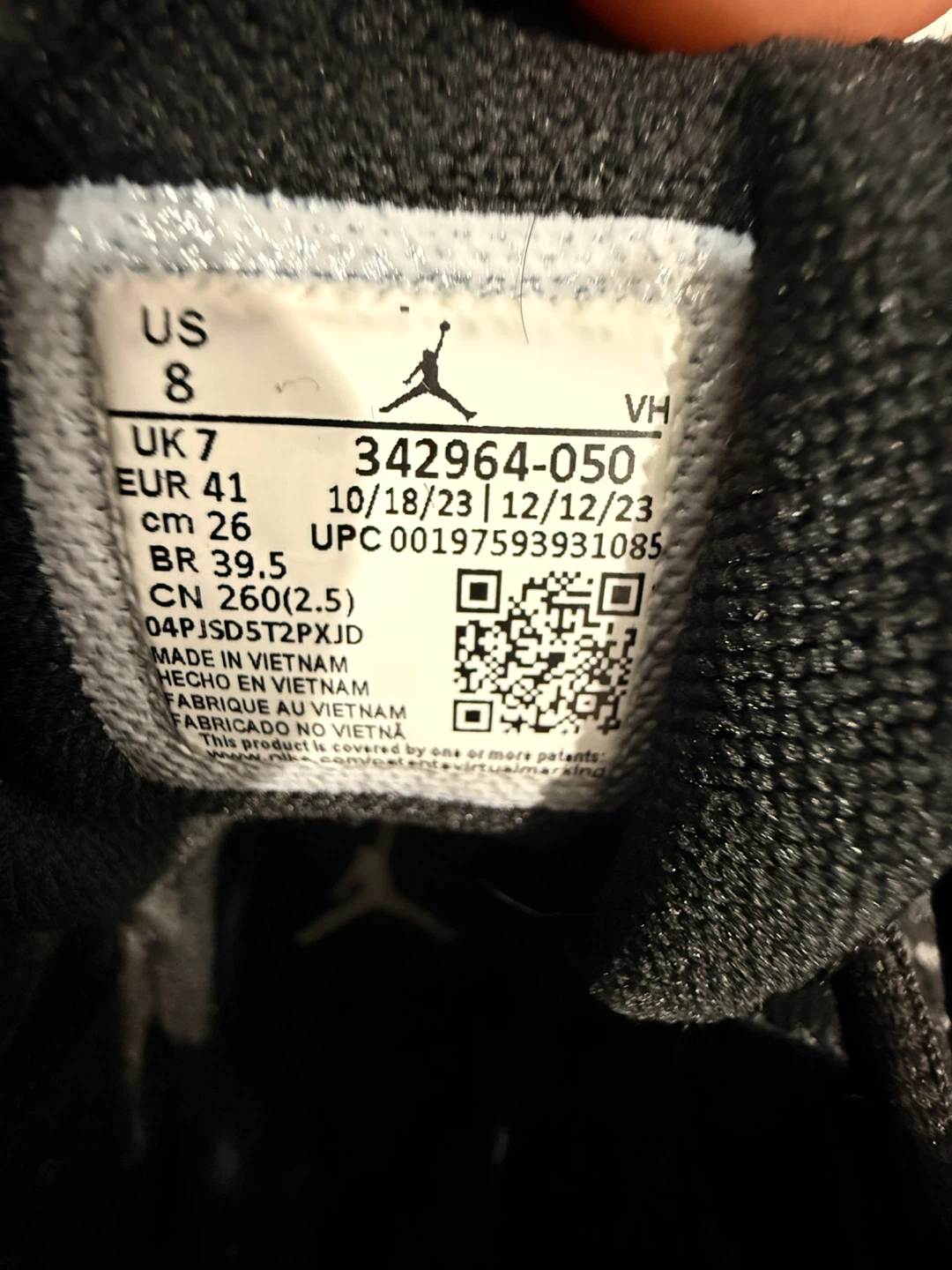 Jordan True Flight Black Sneakers - US Size 8 - photo 3