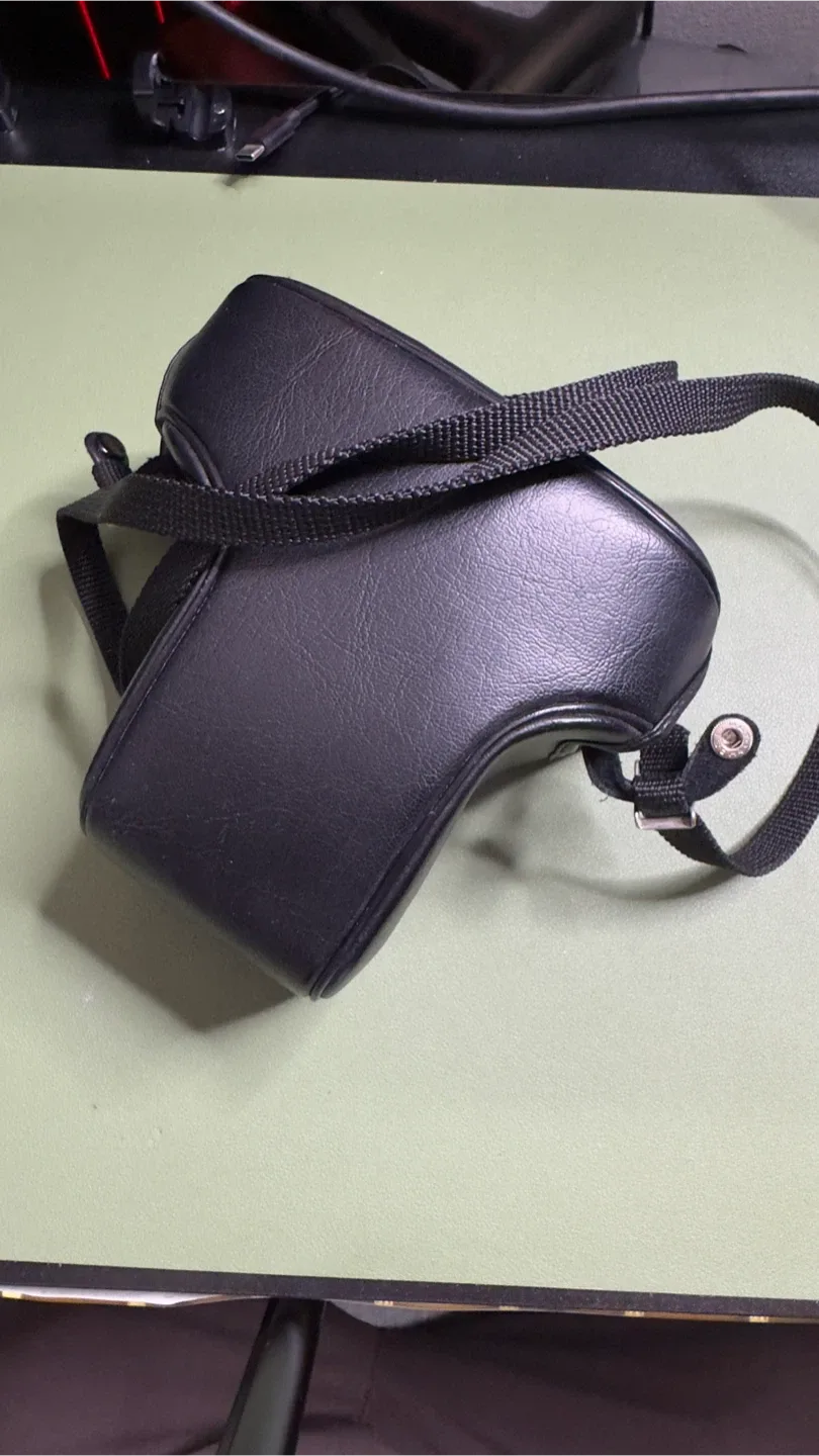 Nikon FM10 35-70mm & 70-120mm Zoom Lens Film Camera image indicator(7)