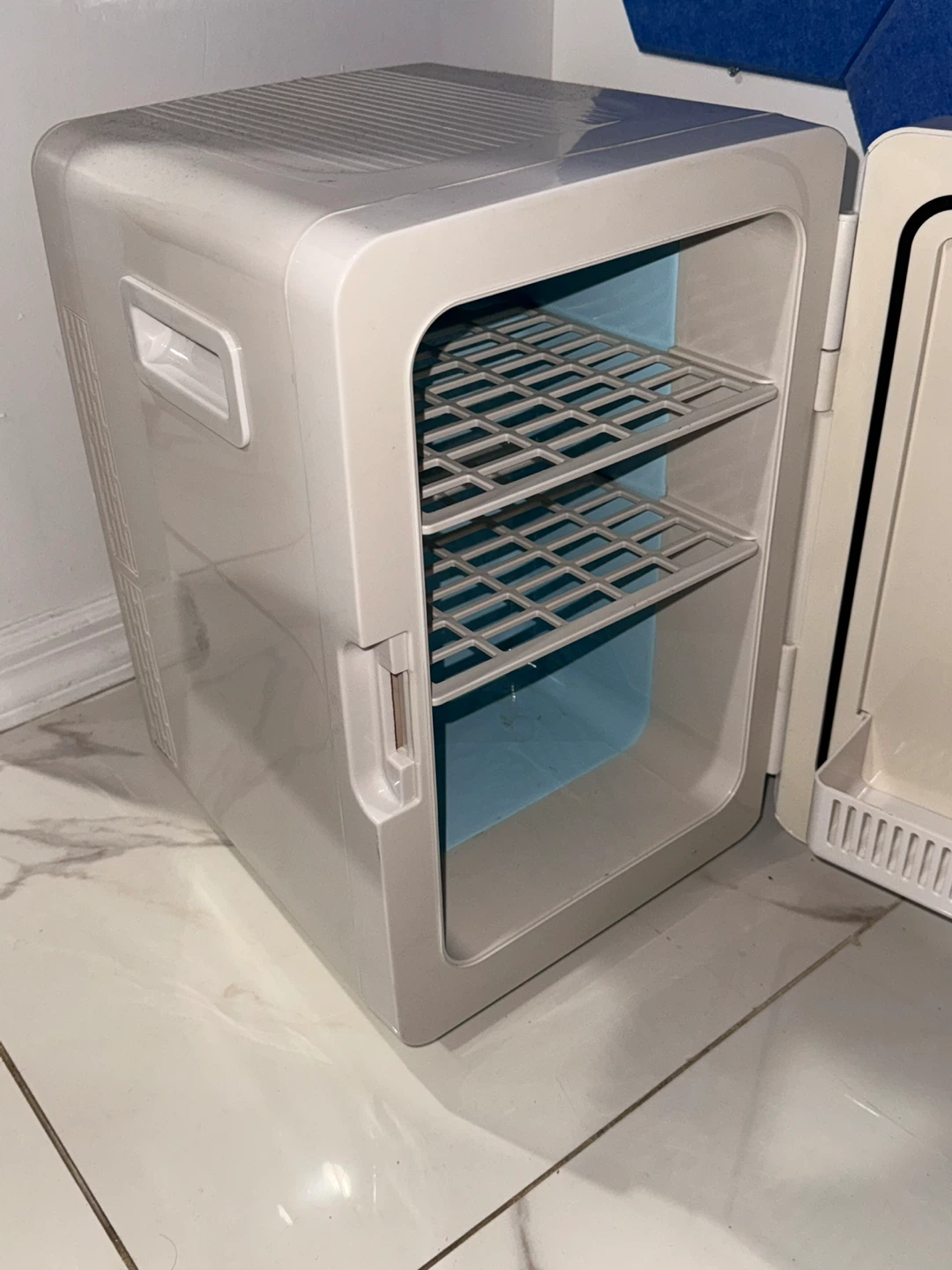 Nictemaw Mini Fridge - photo 3