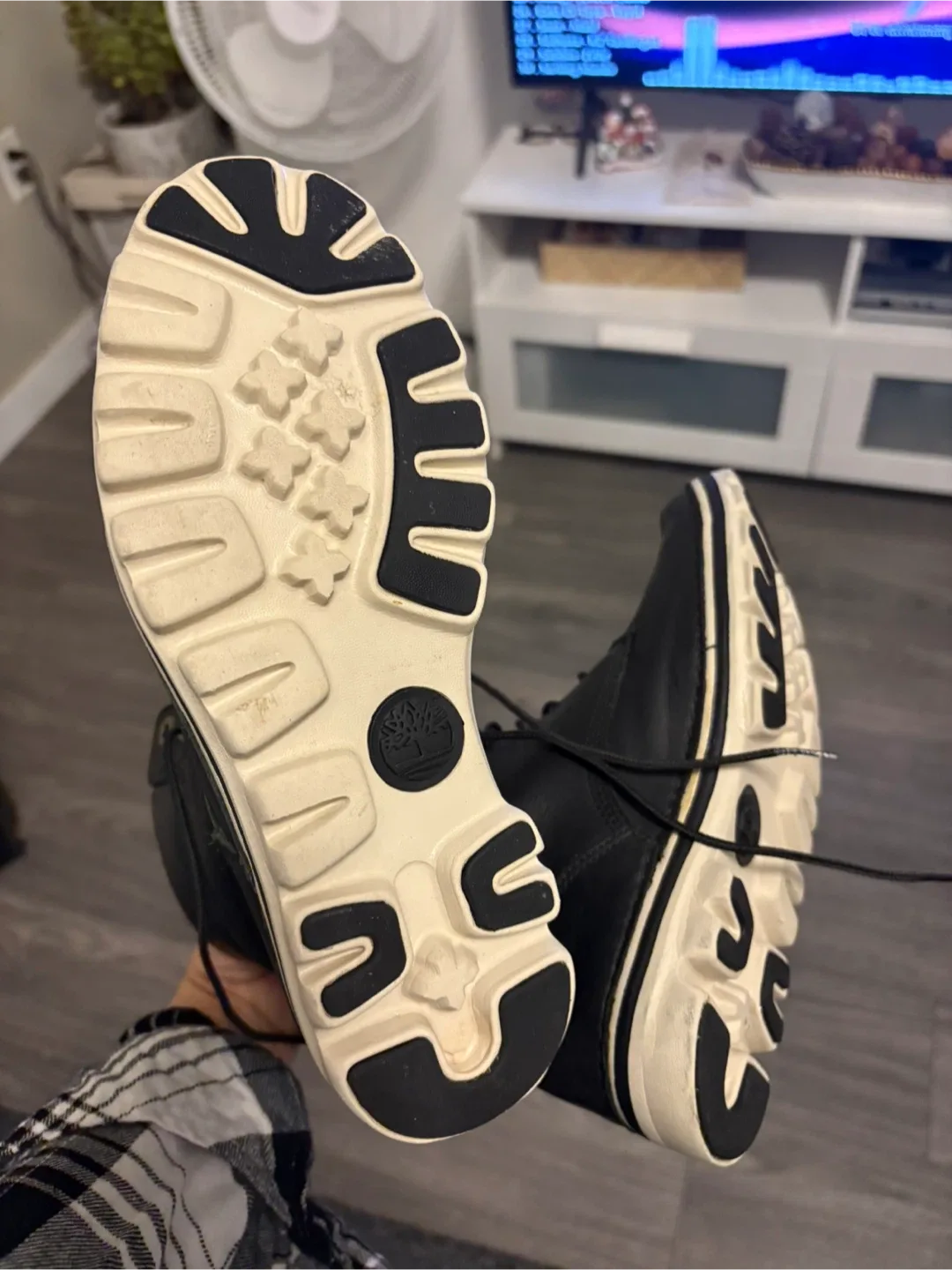 Timberland Black Leather Boots image indicator(3)