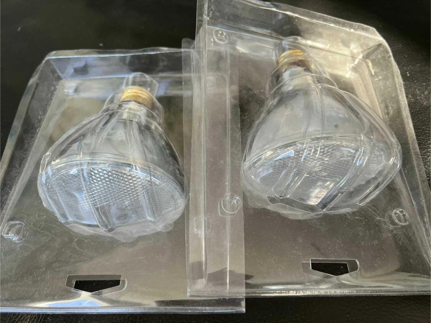 (2) Halogen Flood Light Bulbs - 2 Pack - photo 3
