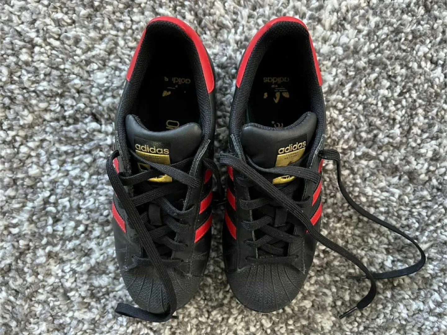 Brand New (Kids Shoe 4.5) ADIDAS Superstar Black/Red Sneakers image indicator(2)