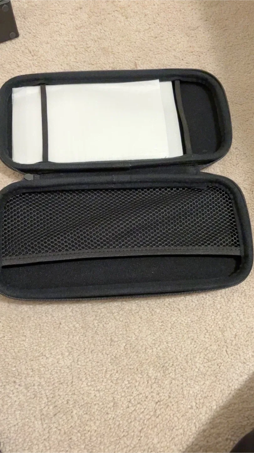 Nintendo Switch with Case & Dock image indicator(3)